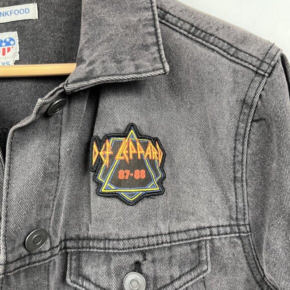 JunkFood Black Jean Jacket w/ Def Leppard Patches Sz Medium - Picture 5 of 6